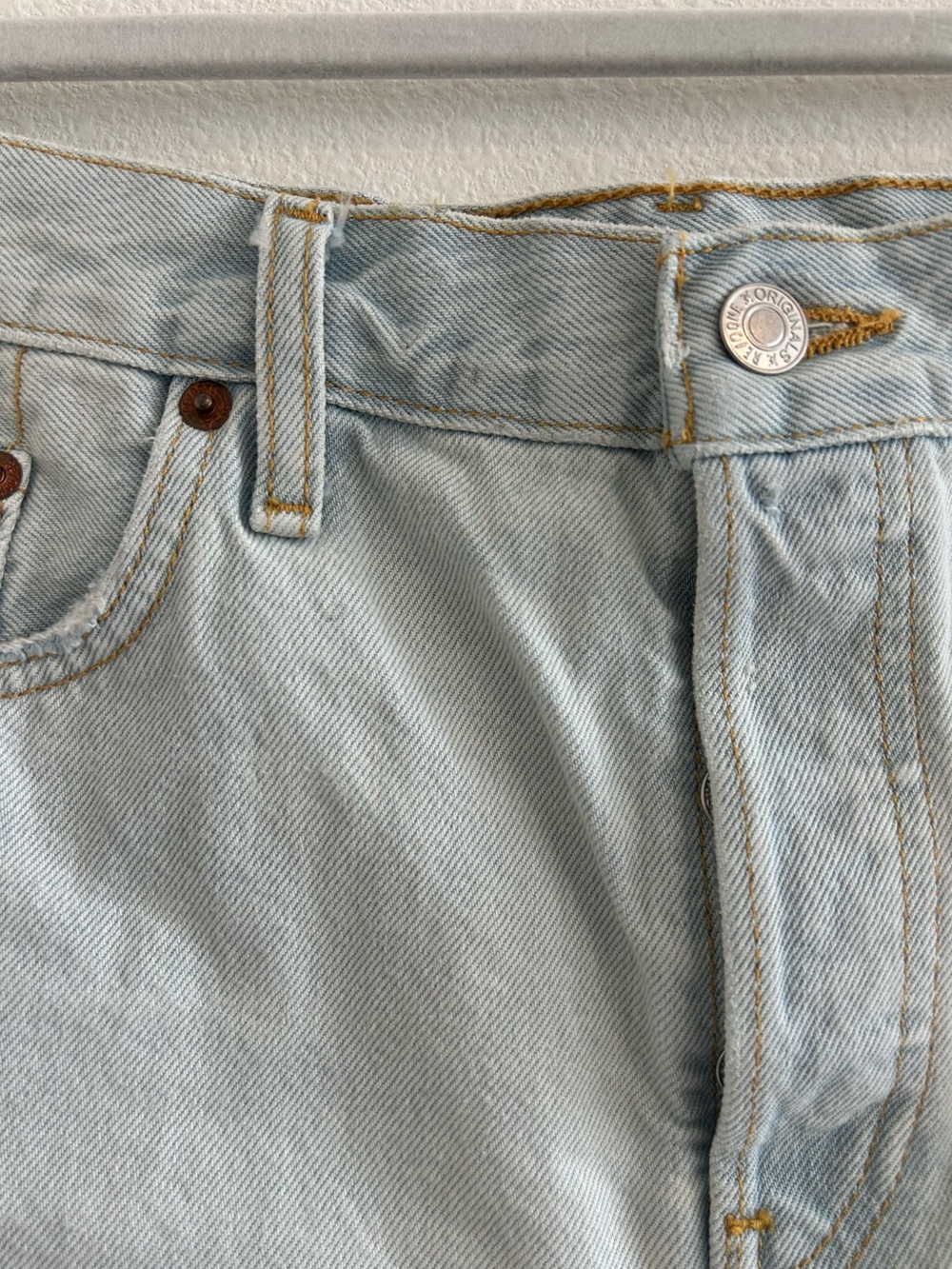 Re/Done Mid Rise Boy Shorts - Picture 4 of 9